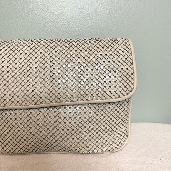 Vintage Whiting and Davis Cream Chain Beaded Bag - Picture 10 of 10